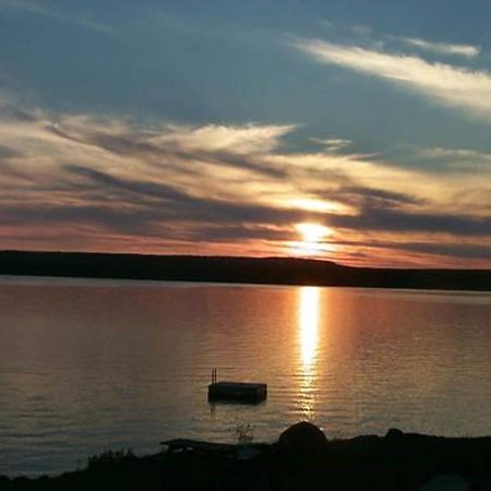 Wee Point Resort Manitowaning Екстер'єр фото