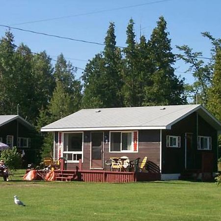 Wee Point Resort Manitowaning Номер фото